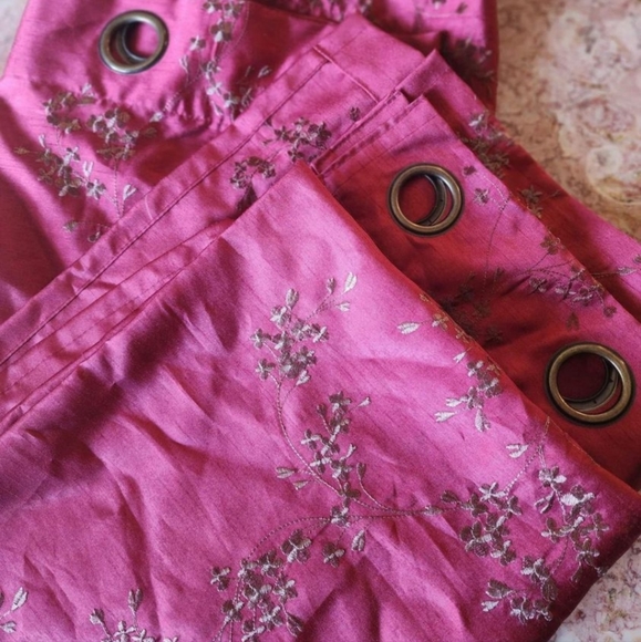 NEW Burgundy Curtain Set - Picture 3 of 6